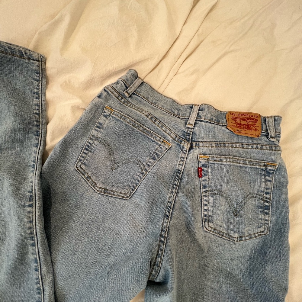 Levi 512 Vintage Light Blue Jeans Strsight Leg (size 10 L) more like 4-6